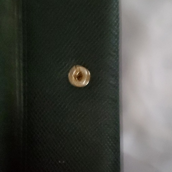 LOUIS VUITTON KEY HOLDER - Picture 5 of 7